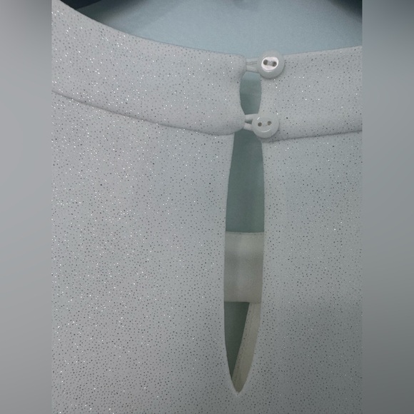 Sparkly white dress - Picture 2 of 10